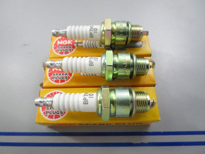 NEW (LOT OF 3) BP7HS-10 NGK Spark Plug 0810
