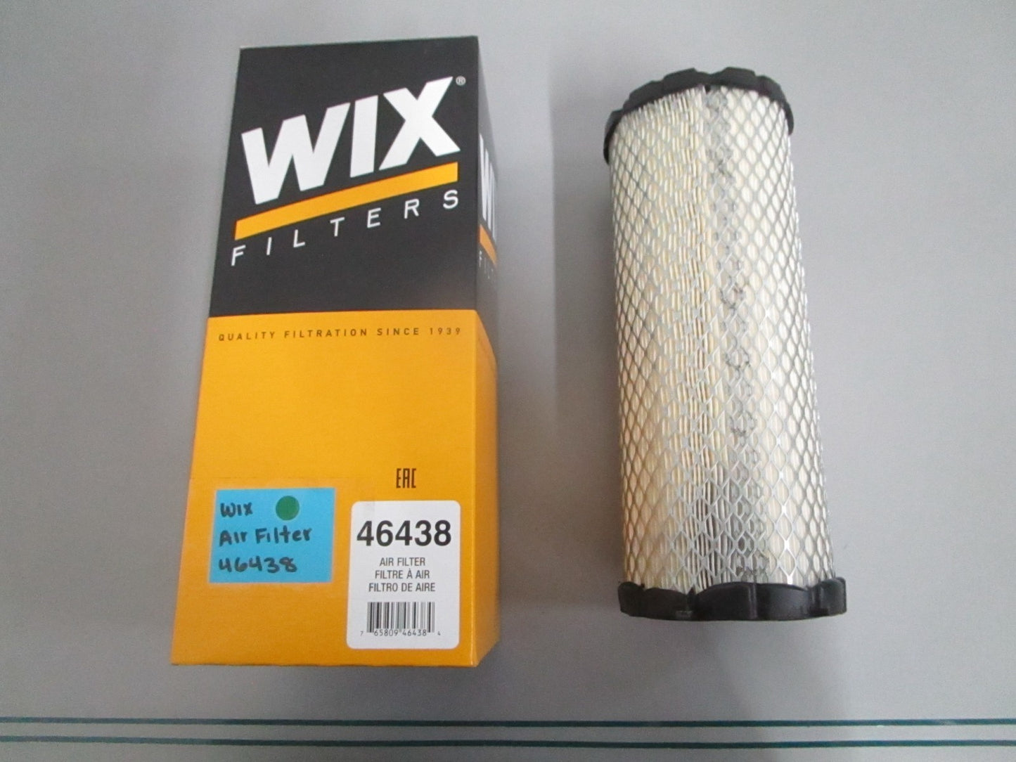NEW OEM 46438 Wix Air Filter 0820