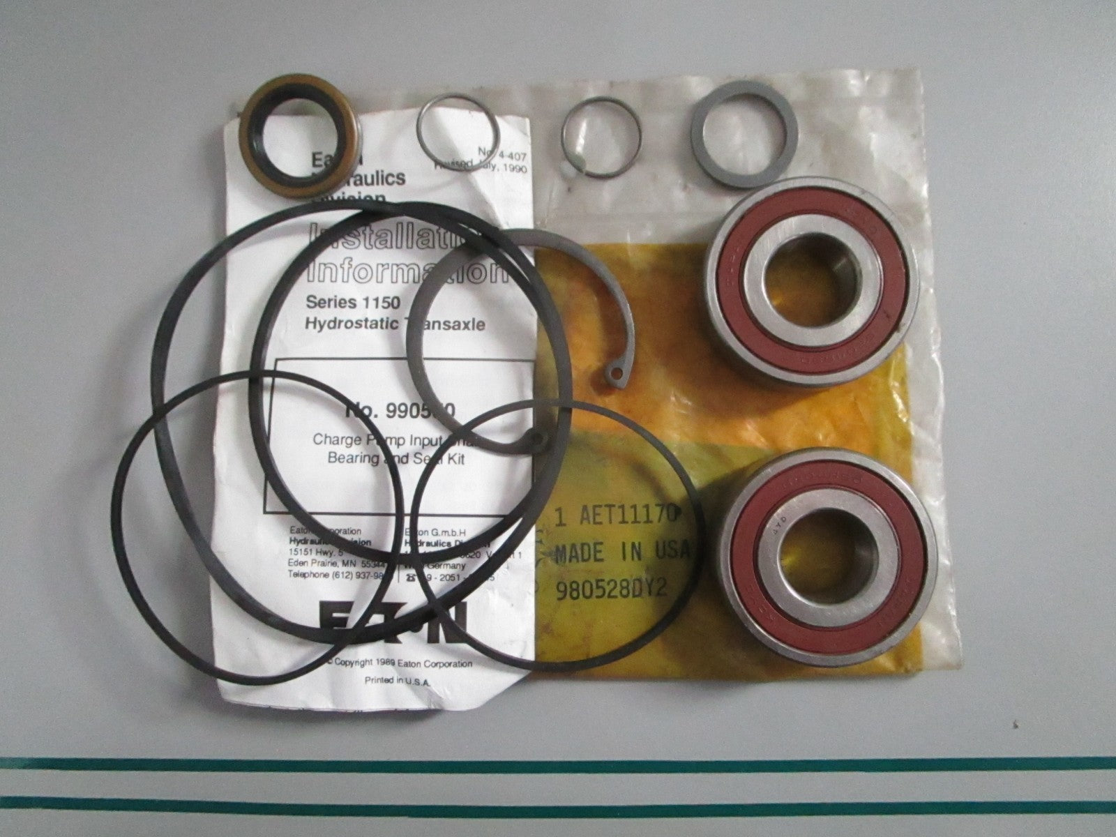 NEW OEM AET11170 John Deere Seal Kit 0820