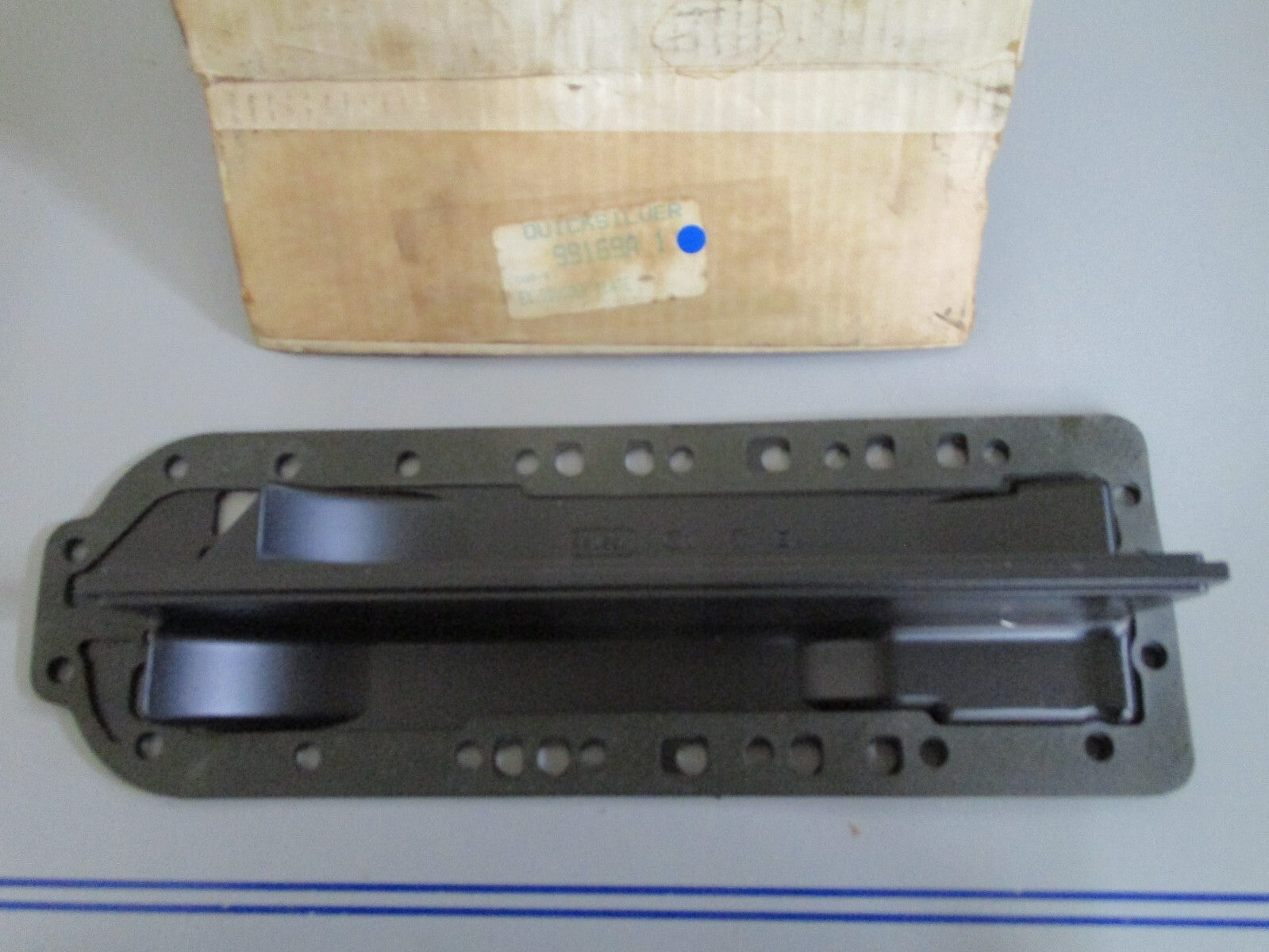 *NEW OEM* 0820 Mercury Quicksilver Exhaust Divider Plate 99169A1 99169
