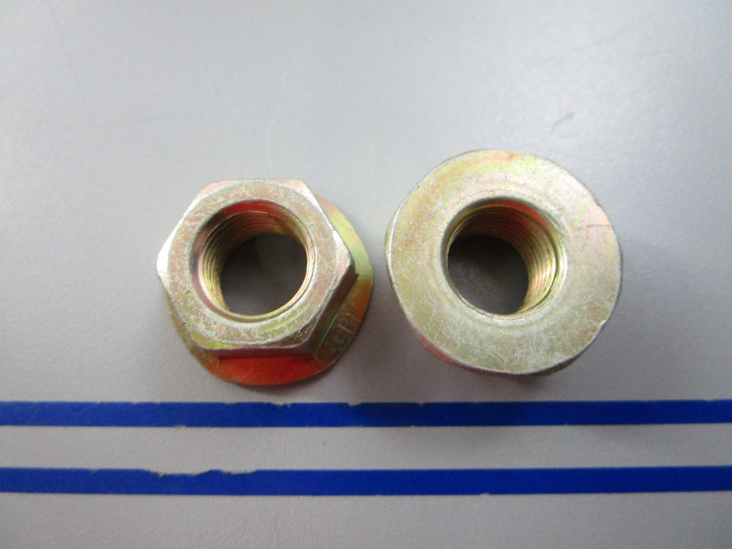 NEW OEM (LOT OF 2) 326016 0326016 OMC Johnson Evinrude Nut 0810