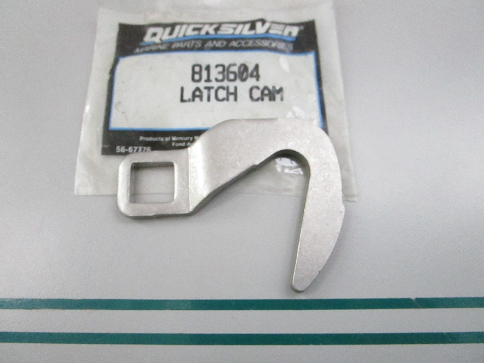 NEW OEM 813604 Mercury Quicksilver Cam Latch 0810