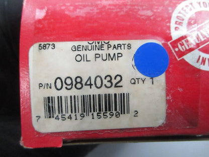 *NEW OEM* 0810 OMC Johnson Evinrude Oil Pump 984032 0984032