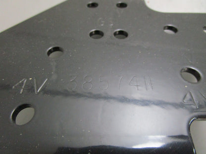 *NEW OEM* 0820 OMC Johnson Evinrude Bracket 3857411