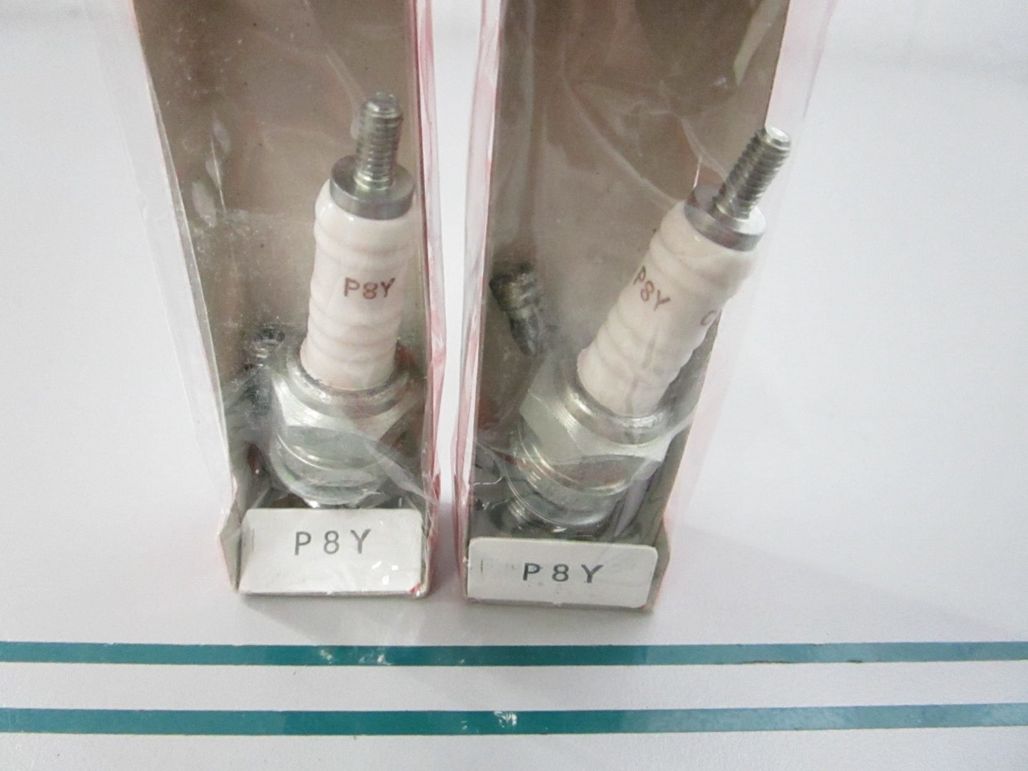 NEW (LOT OF 2) P8Y Champion Spark Plug 0810