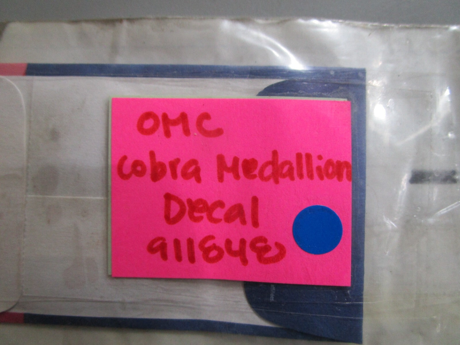 *NEW OEM* 0810 OMC Johnson Evinrude Cobra Medallion Decal 911848 0911848