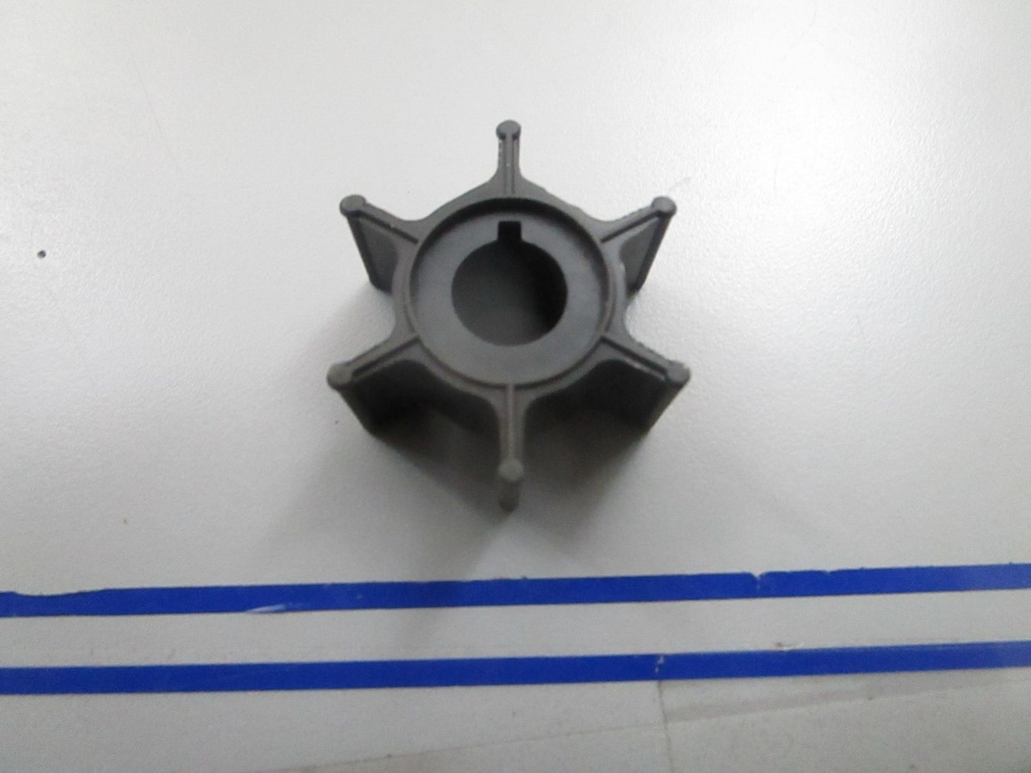 *NEW OEM* 0810 Mercury Quicksilver Water Pump Impeller 47-11590M