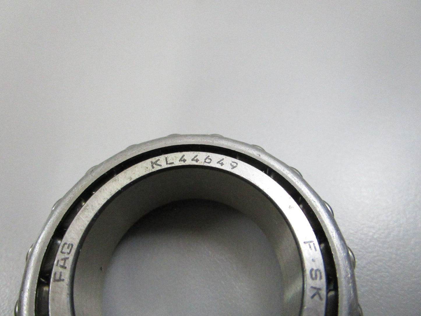 NEW OEM KL44649 L44610 FAG Roller Wheel Bearing 0810