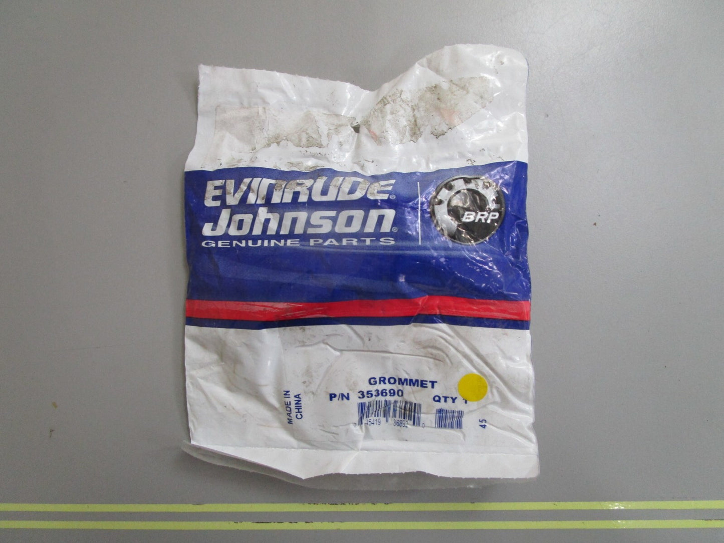 *NEW OEM* 0810 OMC Johnson Evinrude Grommet 353690 0353690