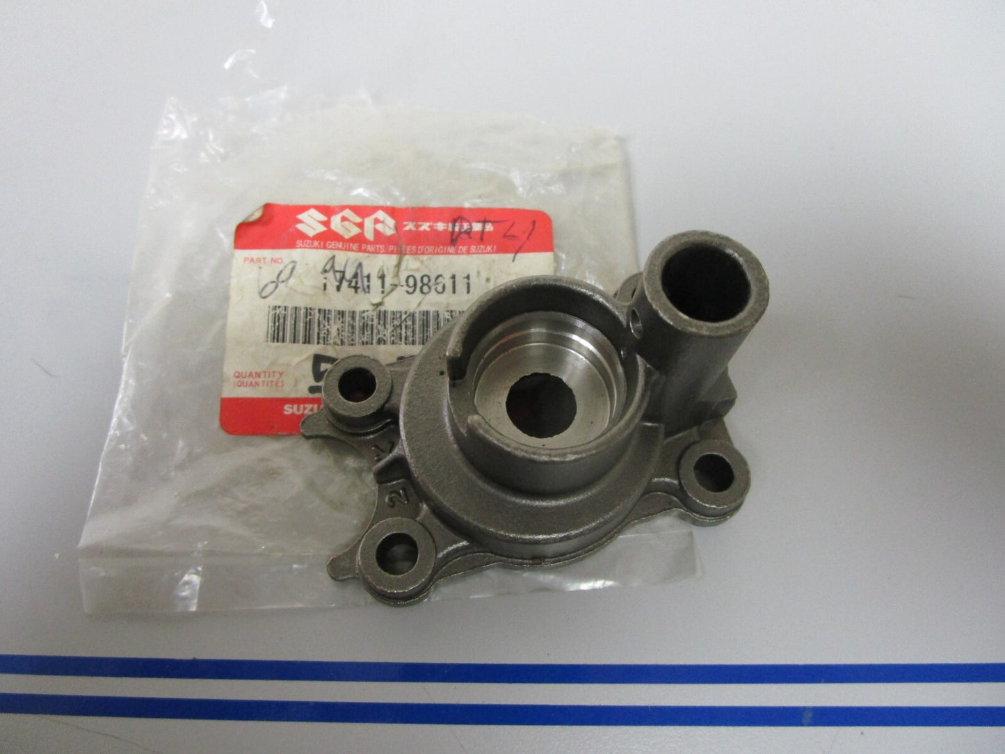 *NEW OEM* 0810 Suzuki Water Pump Case 17411-98611