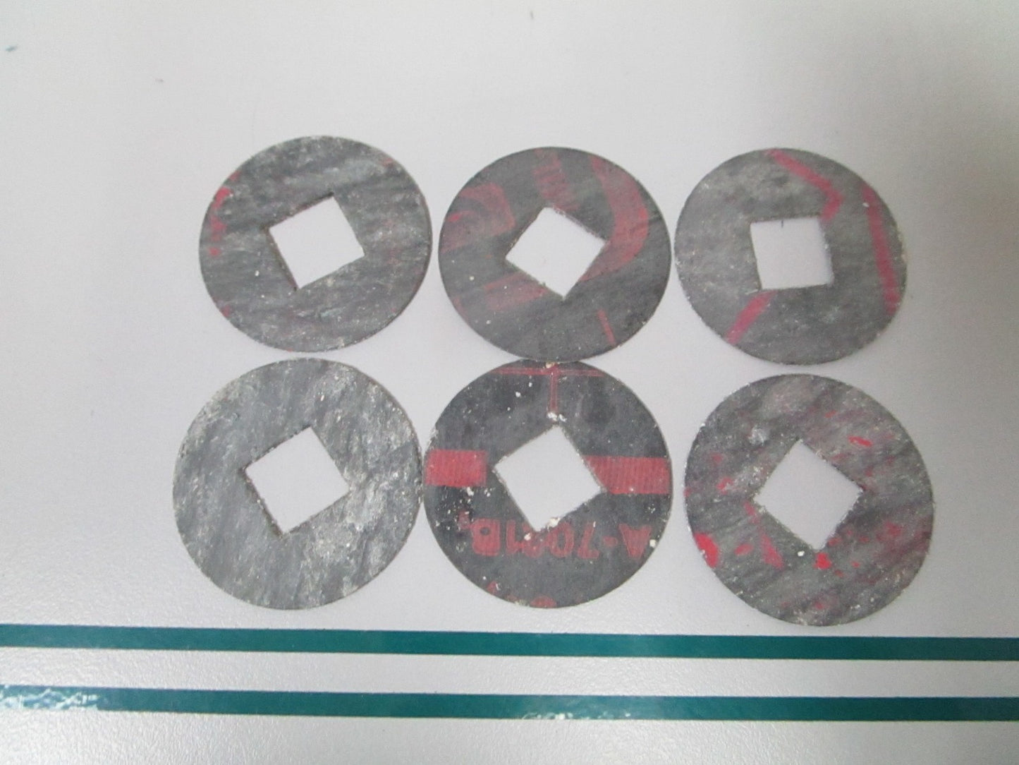 NEW OEM (LOT OF 6) 304168 0304168 OMC Johnson Evinrude Side Mount Gasket 0810