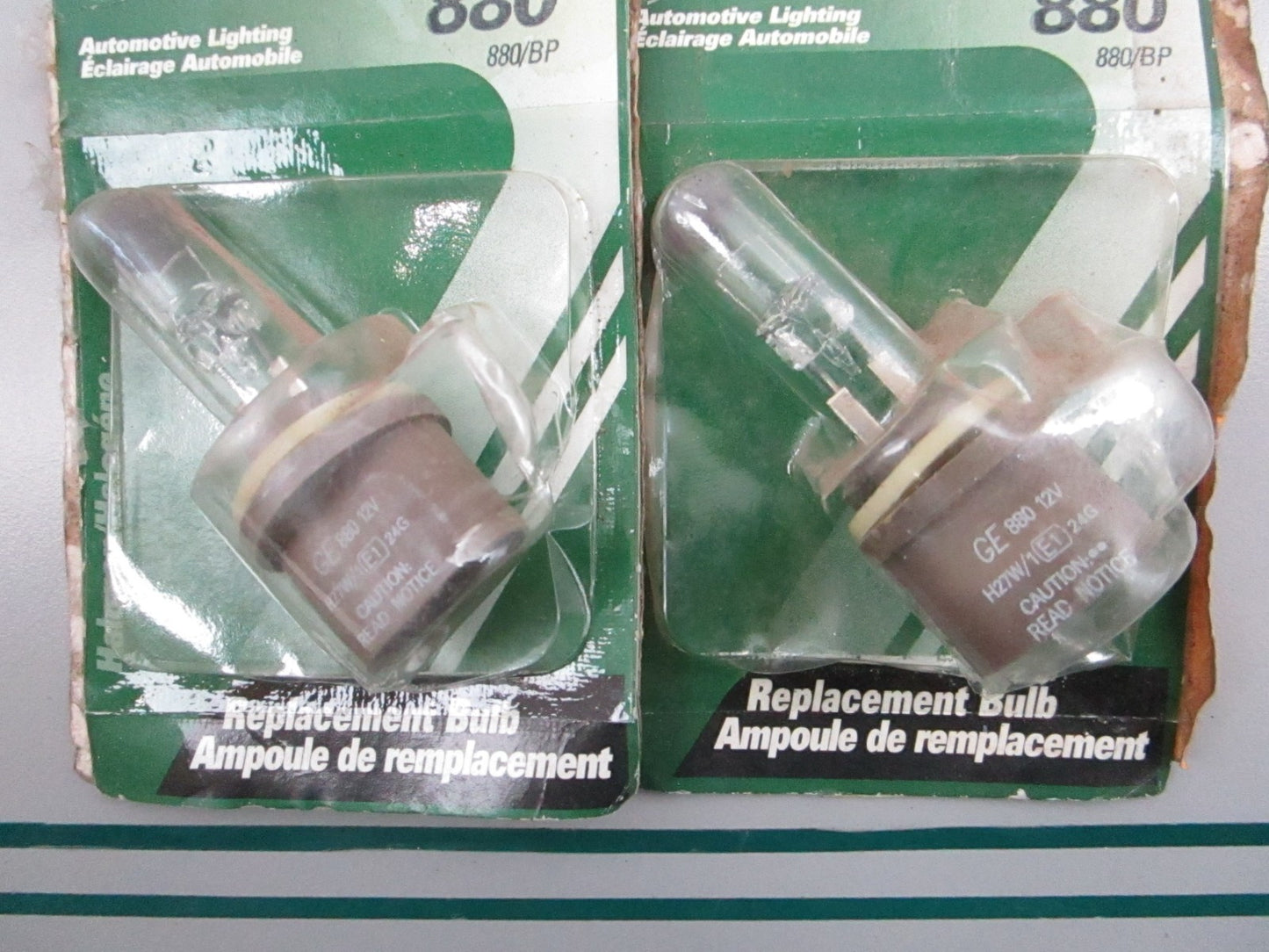 Arctic Cat NEW OEM Headlight Bulb 0409-045 880 12V ATV NOS (LOT OF 2) 0810