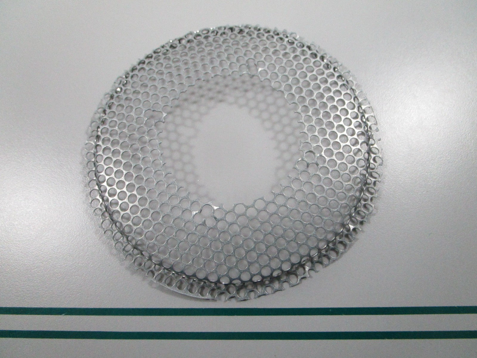 NEW OEM 221661 Briggs & Stratton Screen 0810