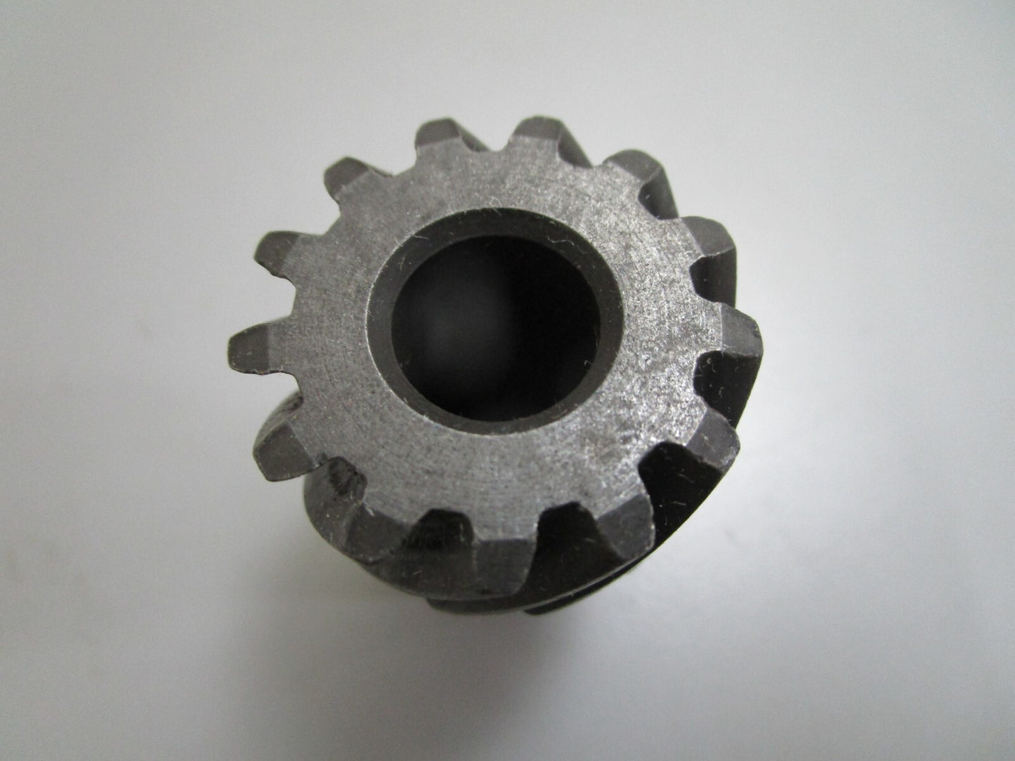 *NEW OEM* 0820 OMC Johnson Evinrude (13T) Distributor Gear 3853888