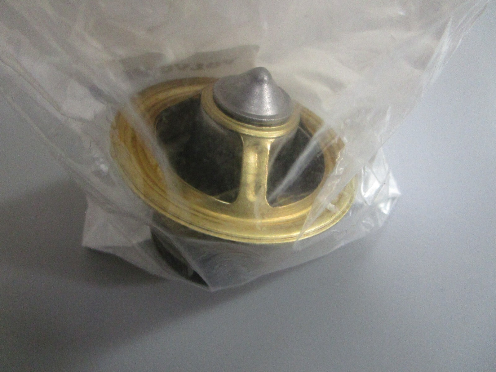 *NEW OEM* 0820 Volvo Penta Thermostat 22437602