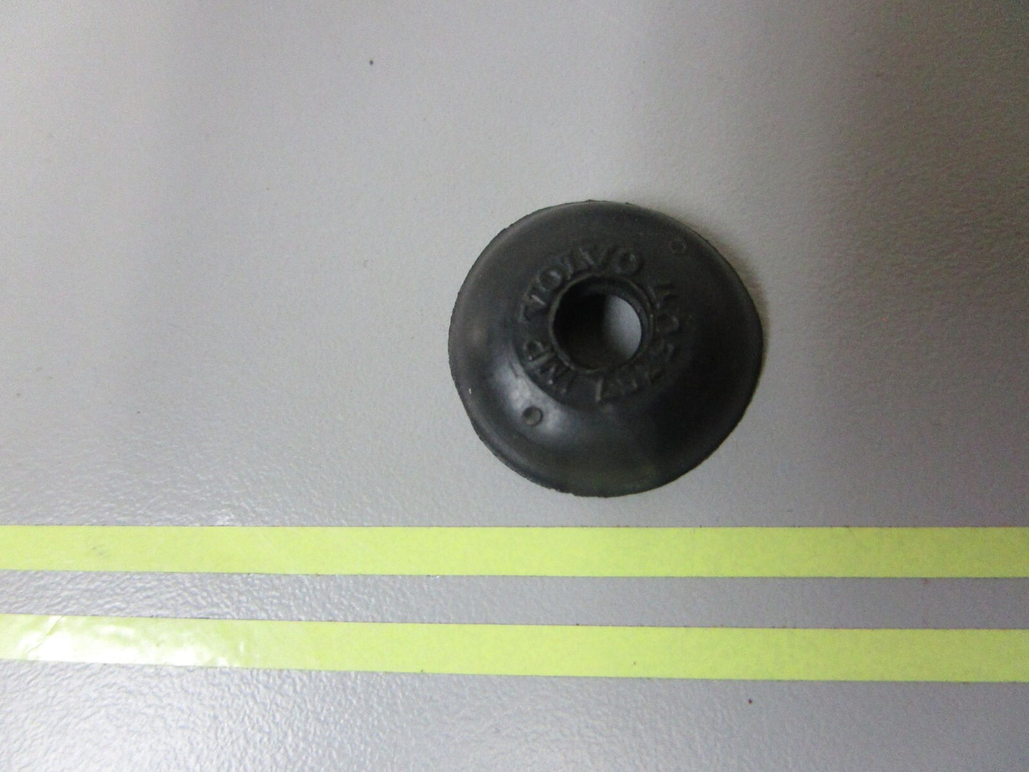 *NEW OEM* 0810 Volvo Penta Protecting Ring 405357