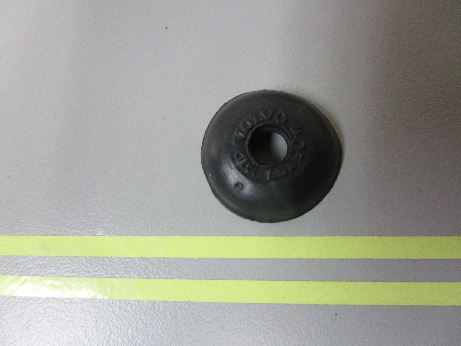 *NEW OEM* 0810 Volvo Penta Protecting Ring 405357