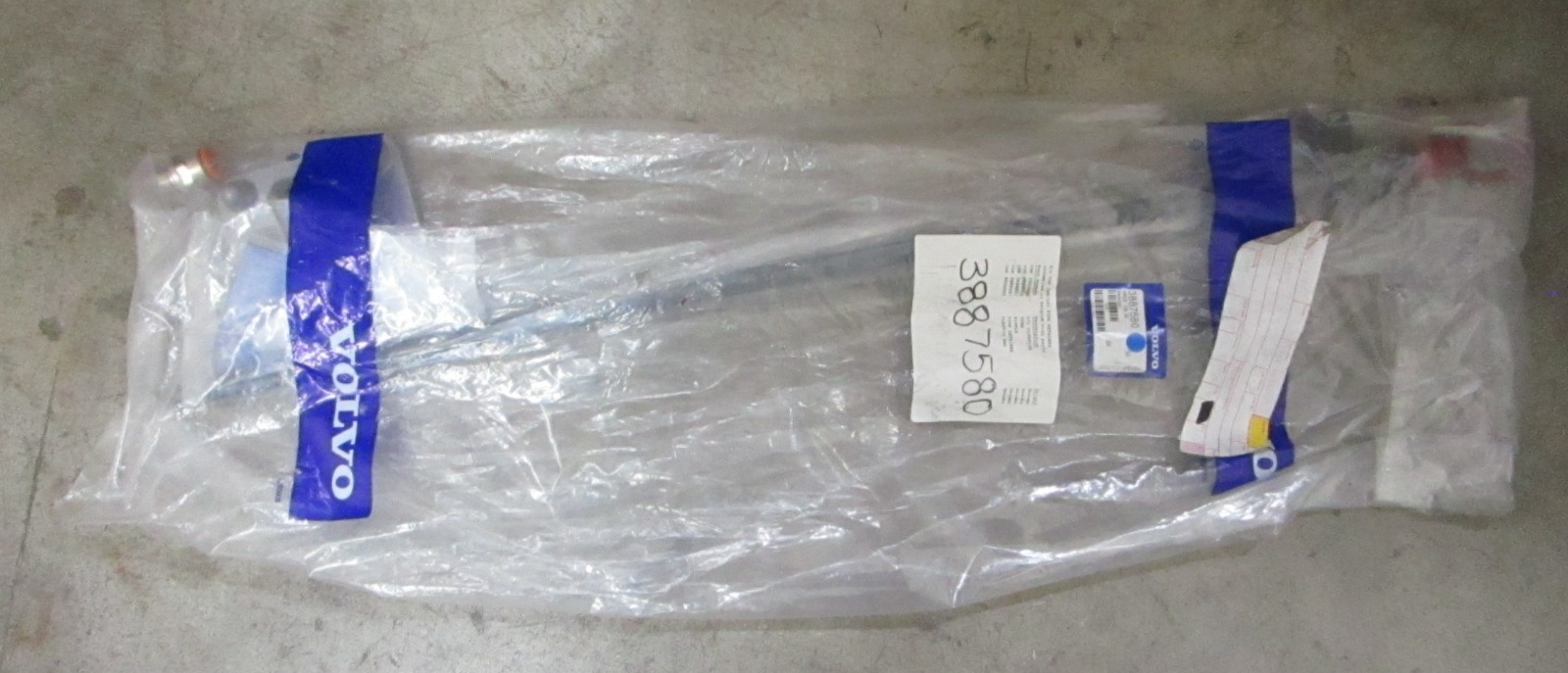*NEW OEM* 0720 Volvo Penta Pipe Retainer Assembly Kit 3887580