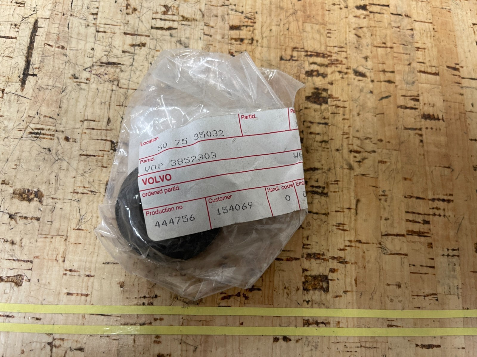*NEW OEM* 0810 Volvo Penta Nut 3852303