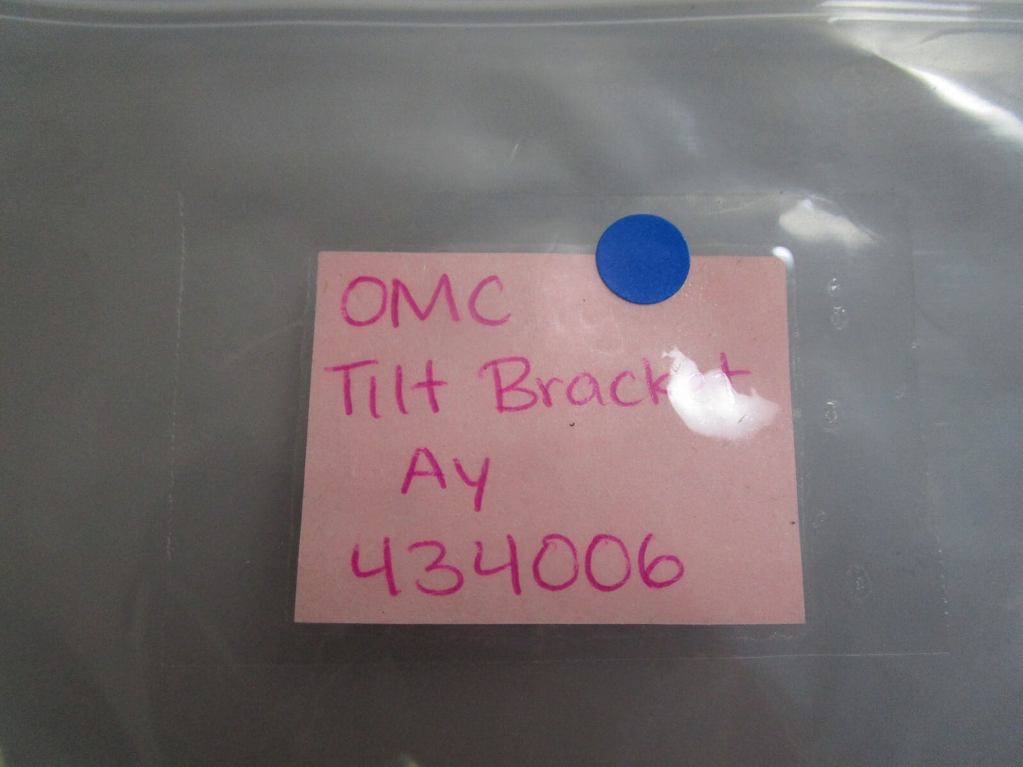 *NEW OEM* 0810 OMC Johnson Evinrude Tilt Bracket Assembly 434006 0434006