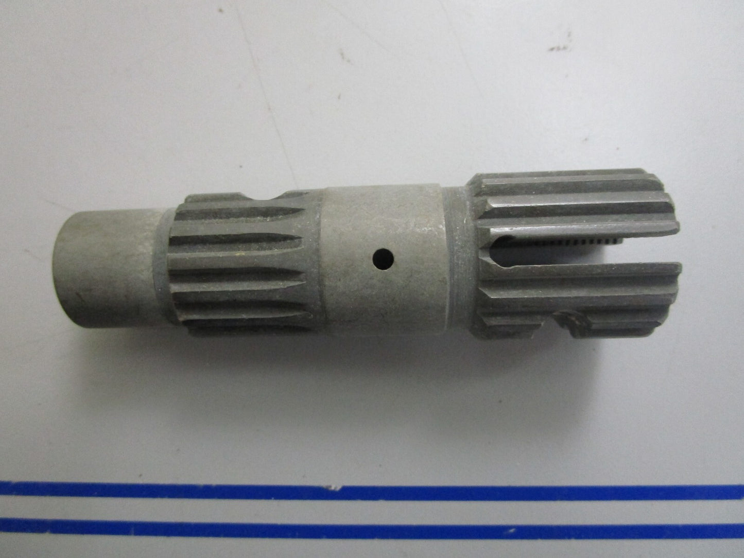 *NEW OEM* 0820 Mercury Quicksilver Upper Swivel Shaft 32582