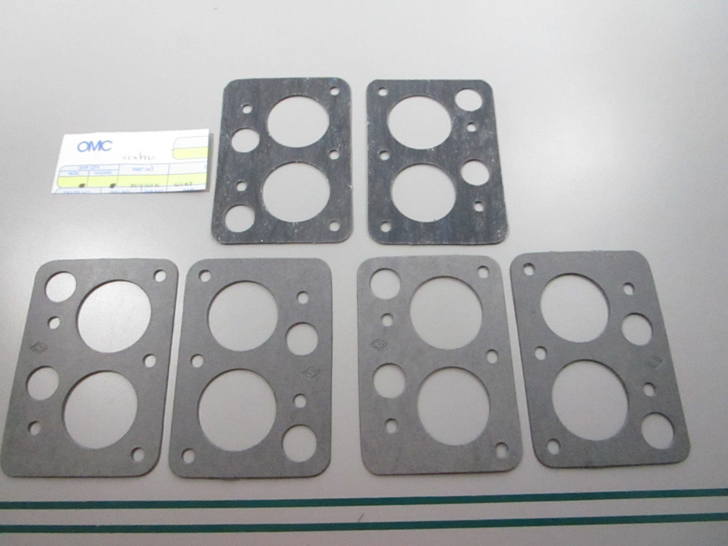 NEW OEM (LOT OF 6) 305586 0305586 OMC Johnson Evinrude Gasket 0810