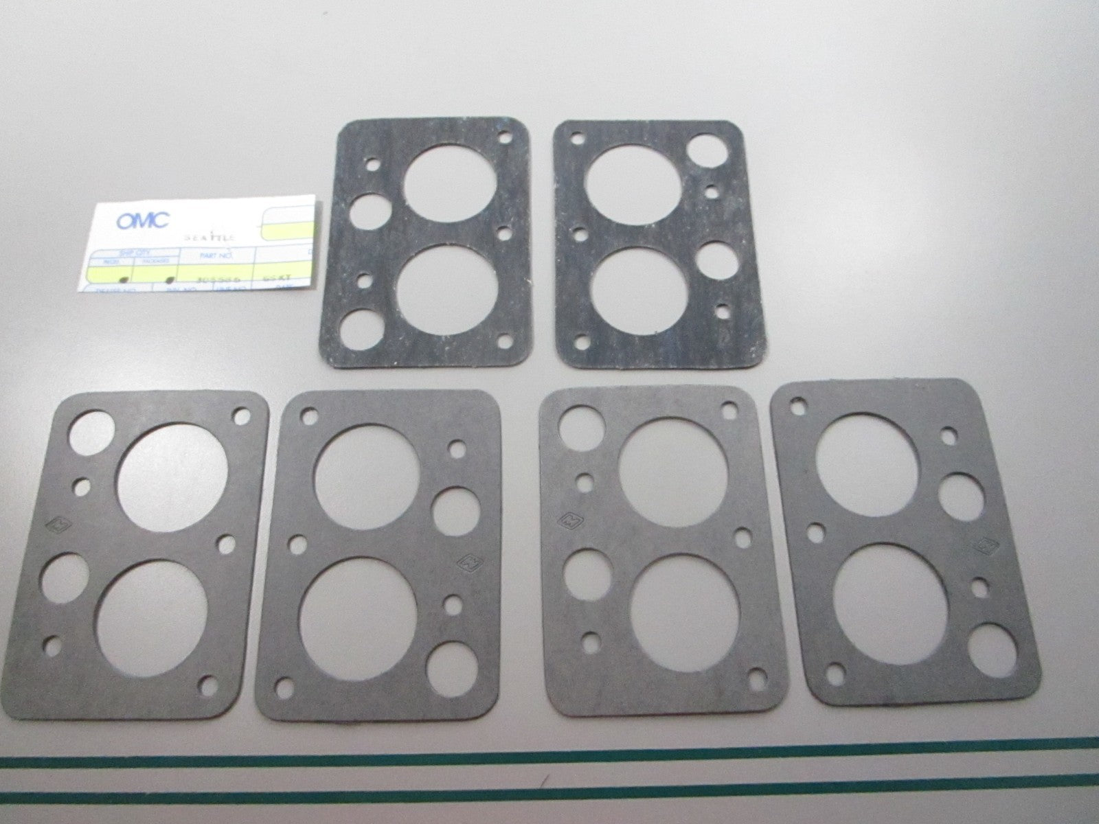 NEW OEM (LOT OF 6) 305586 0305586 OMC Johnson Evinrude Gasket 0810