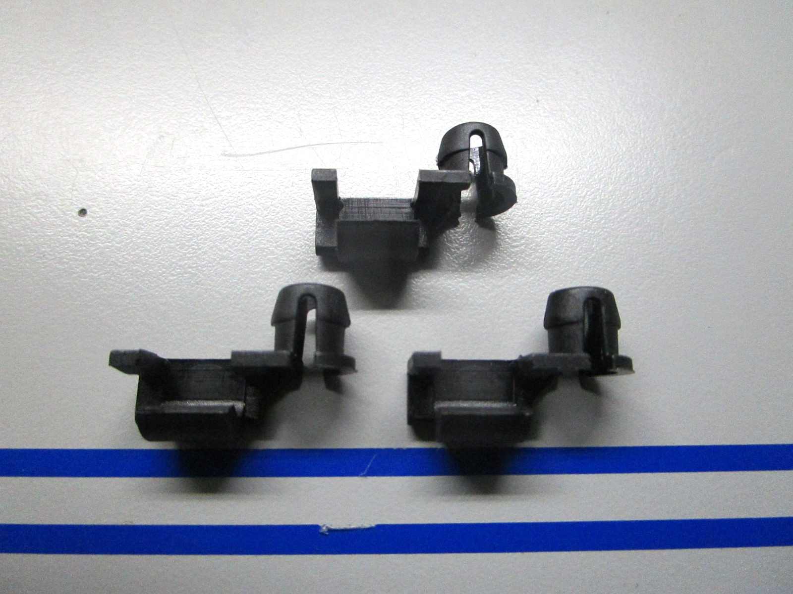 *NEW OEM* (LOT OF 3) 0810 Suzuki Connector 09209-05017