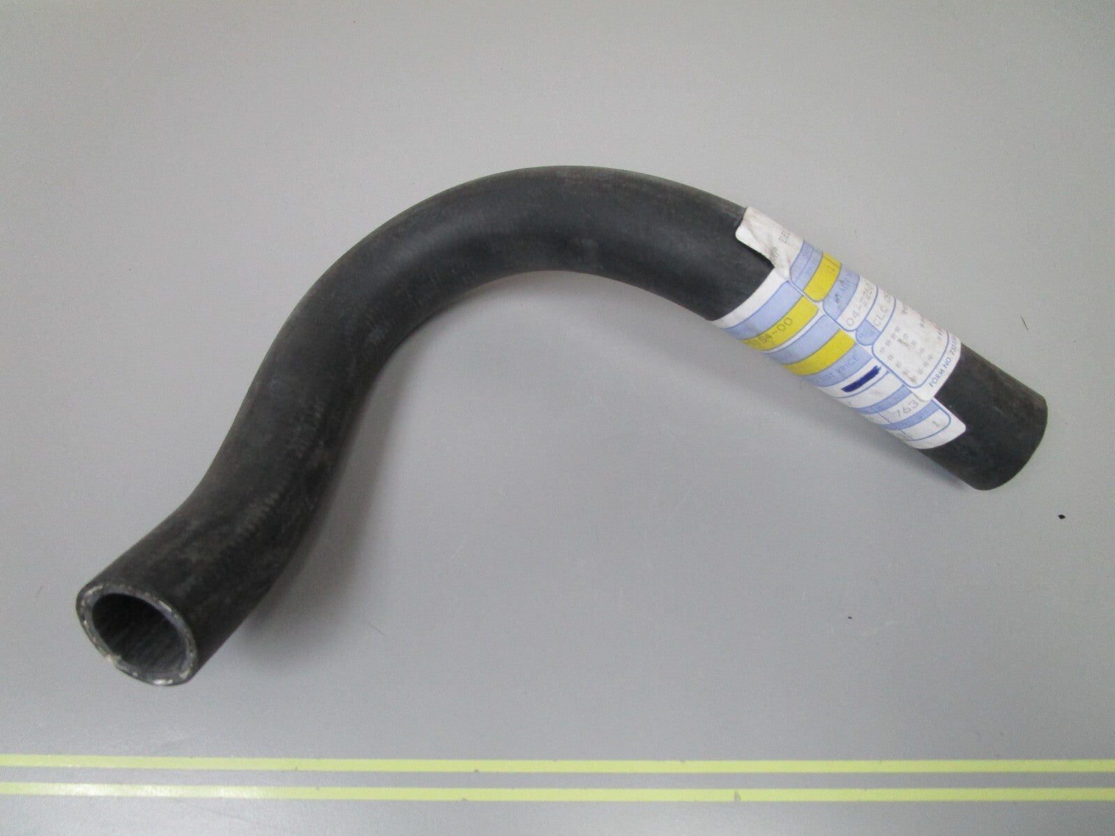 *NEW OEM* 0720 OMC Johnson Evinrude Volvo Hose 3852352