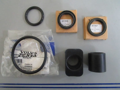 *NEW OEM* 0820 Volvo Penta Sealing Kit 3856002
