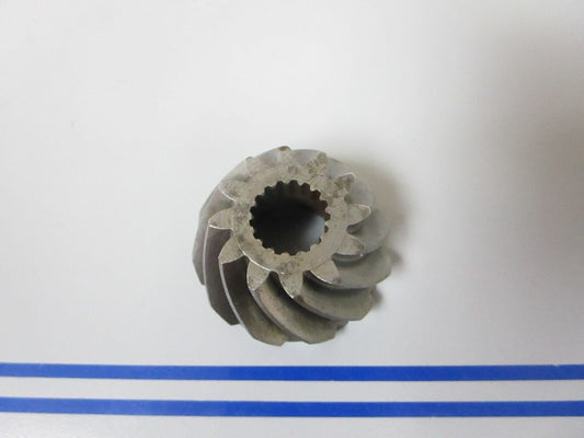 *NEW OEM* 0810 OMC Johnson Evinrude Pinion Gear 315533 0315533