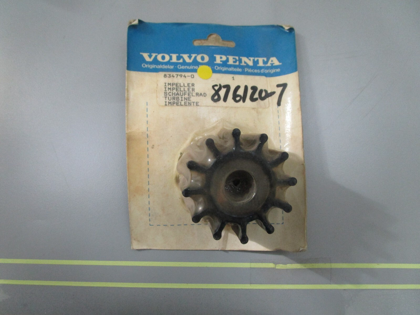*NEW OEM* 0810 Volvo Penta Impeller 834794-0