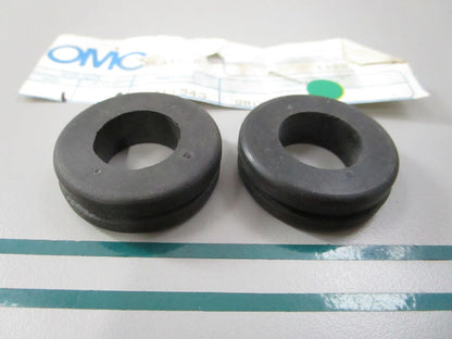 NEW OEM (LOT OF 2) 311543 0311543 OMC Johnson Evinrude Grommet 0810