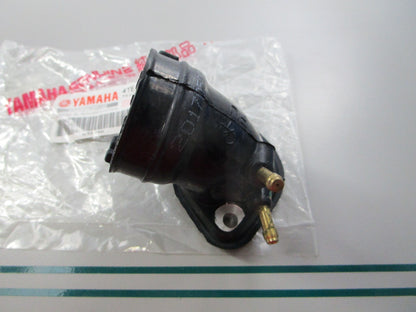 NEW OEM 4TE-E3585-01-00 Yamaha Manifold 0810