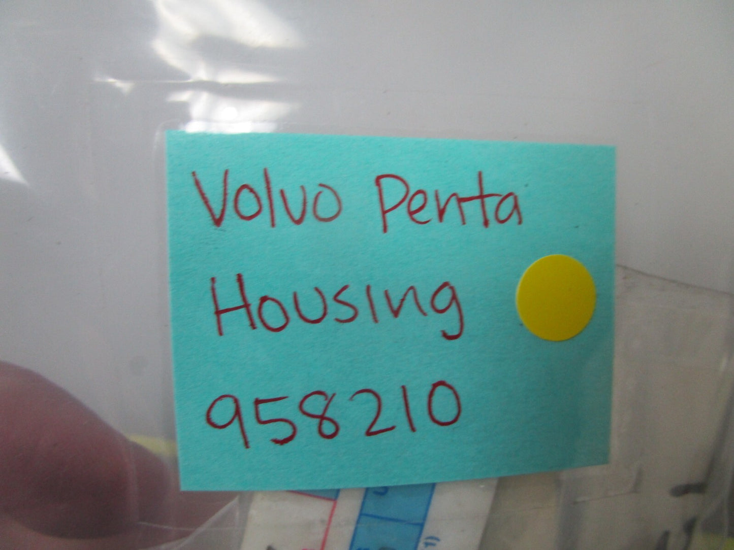 *NEW OEM* 0810 Volvo Penta Housing 958210