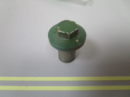 *NEW OEM* 0720 Volvo Penta MD40 TMD40 TAMD40 TAMD30 AQ TD MD Valve Cover Cap Nut