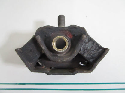 NEW OEM 123402018 Mercedes-Benz Transmission Mount 0820