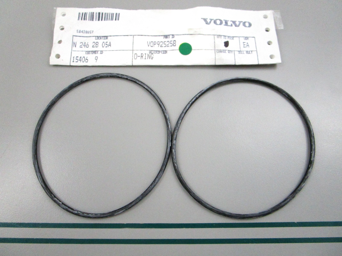 NEW OEM (LOT OF 2) 925258 Volvo Penta O-Ring 0810