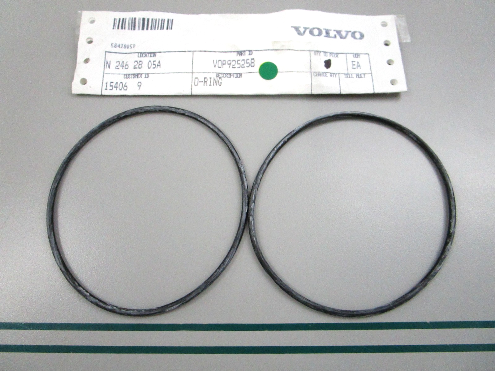 NEW OEM (LOT OF 2) 925258 Volvo Penta O-Ring 0810