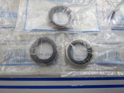 NEW (LOT OF 3) 18-2059 Replaces: OMC 321466 0321466 Sierra Oil Seal 0810