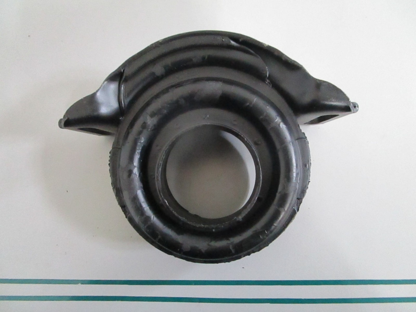 NEW OEM 1802620105 Mercedes-Benz Support Mount 0820