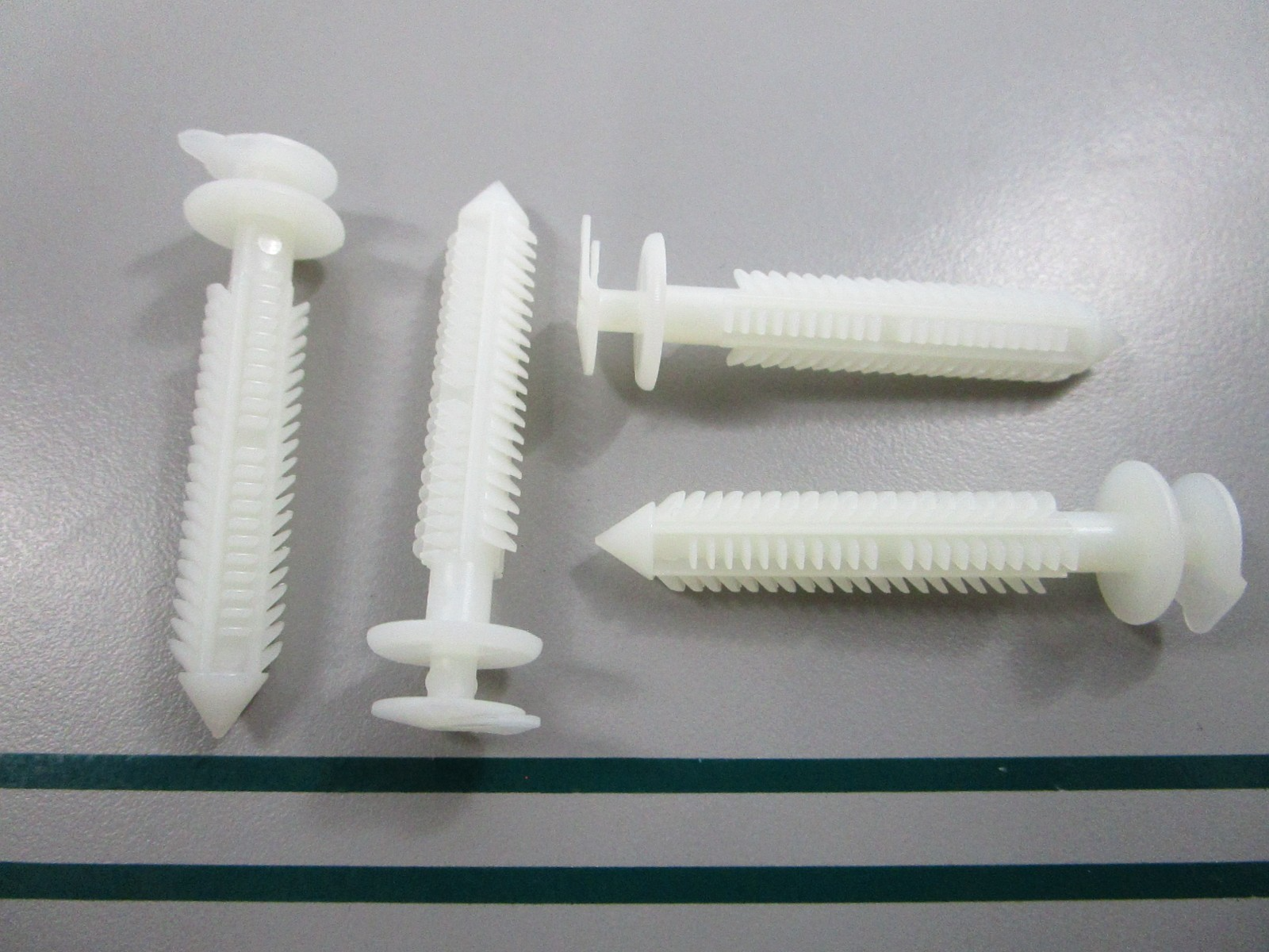NEW (LOT OF 4) 293730021 Sea-Doo Dart 0810