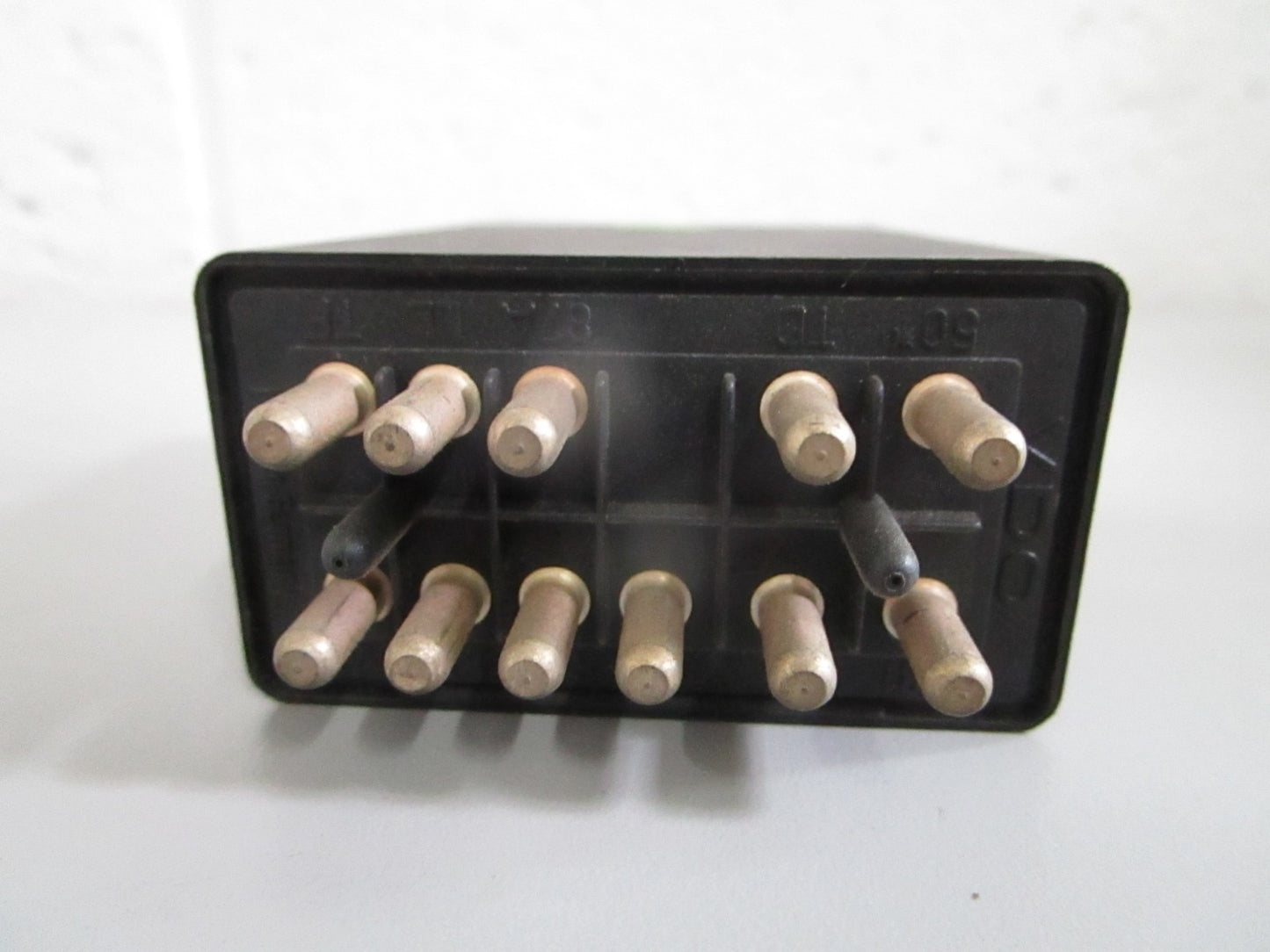 NEW OEM 0045451132 Mercedes-Benz Idle Speed Control Relay 0820