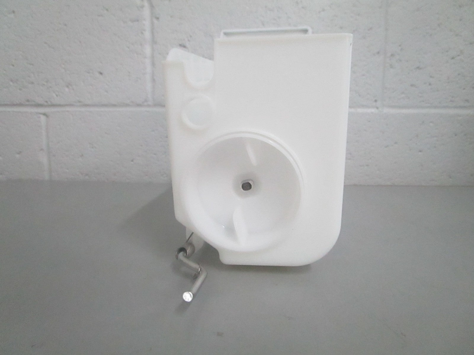 *NEW OEM* 0820 Samsung Ice Tray Assy DA97-17285A