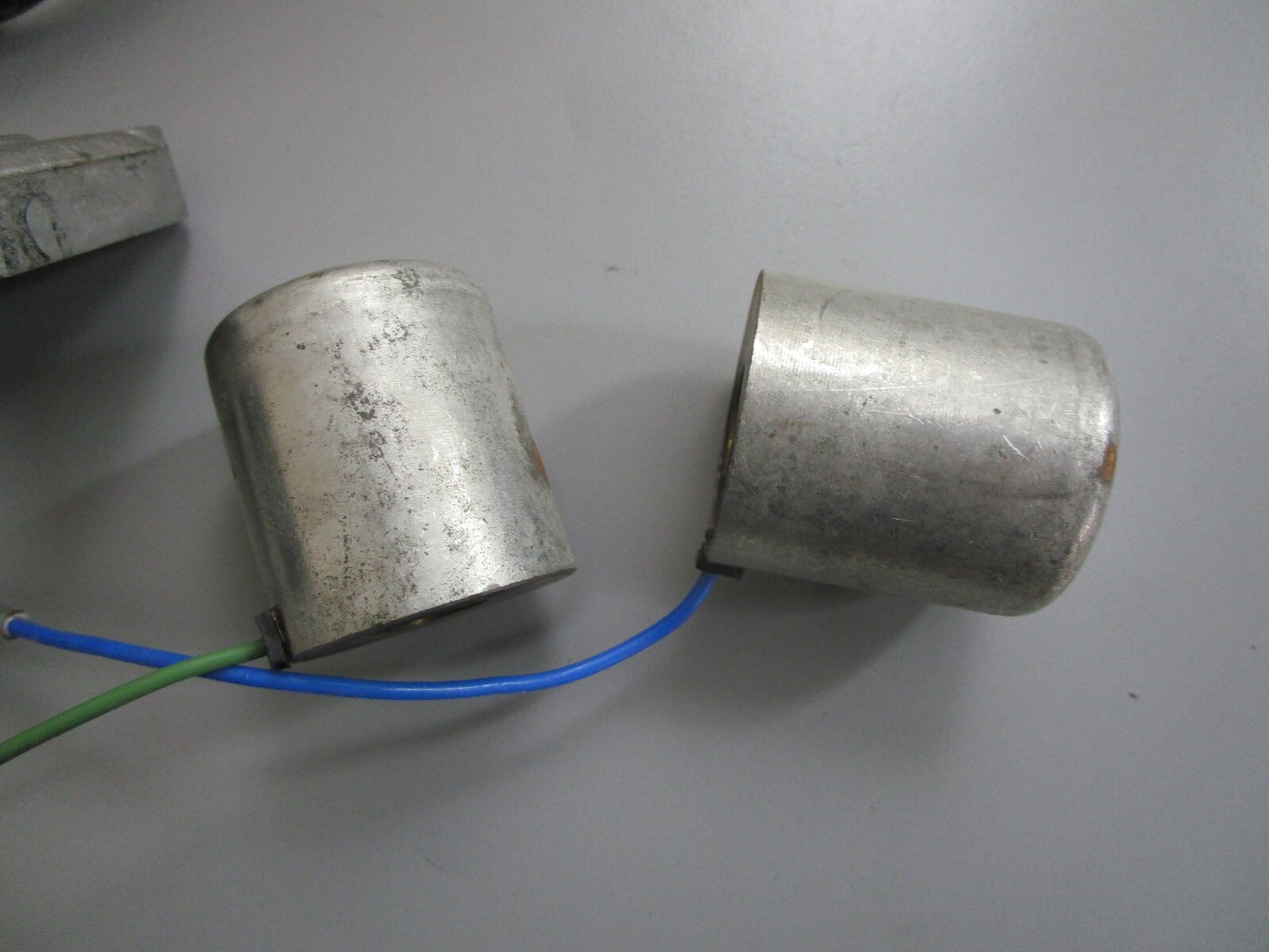 *NEW OEM* 0820 OMC Johnson Evinrude Solenoid Shift & Cover Kit 384459 0384459