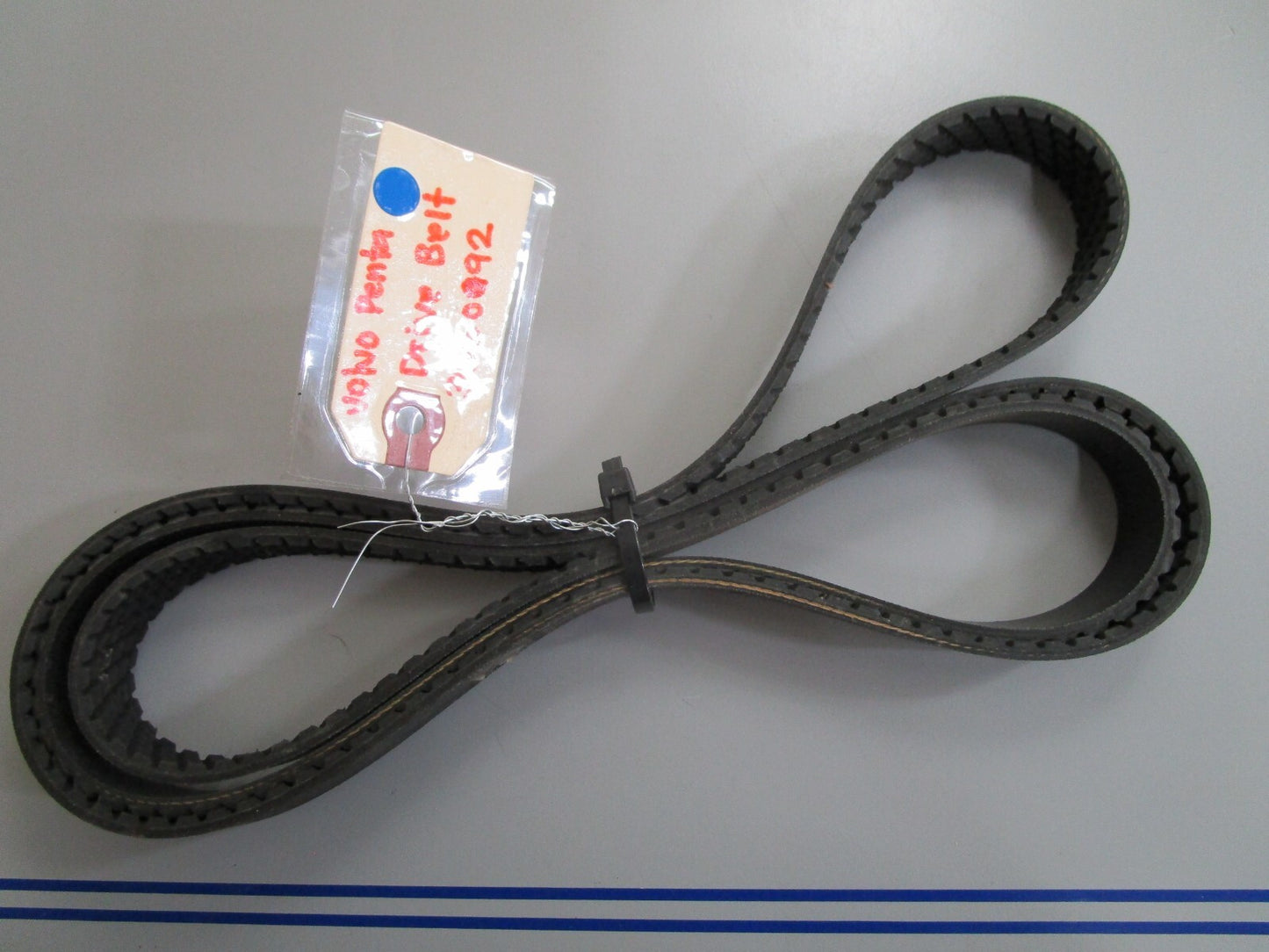 *NEW OEM* 0810 Volvo Penta Drive Belt 3860092