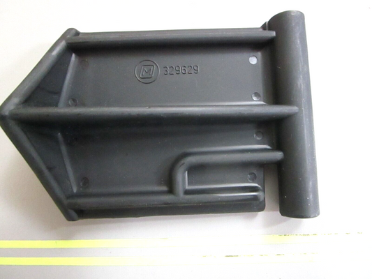 *NEW OEM* 0750 OMC Johnson Evinrude GUIDE & PAD AY 394798 0394798