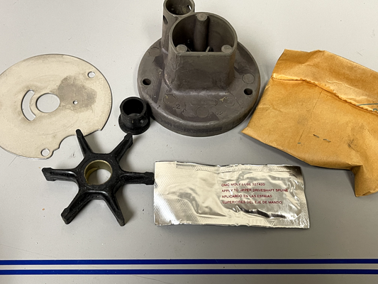 *NEW OEM* 0670 OMC Johnson Evinrude Water Pump Kit 379774 0379774