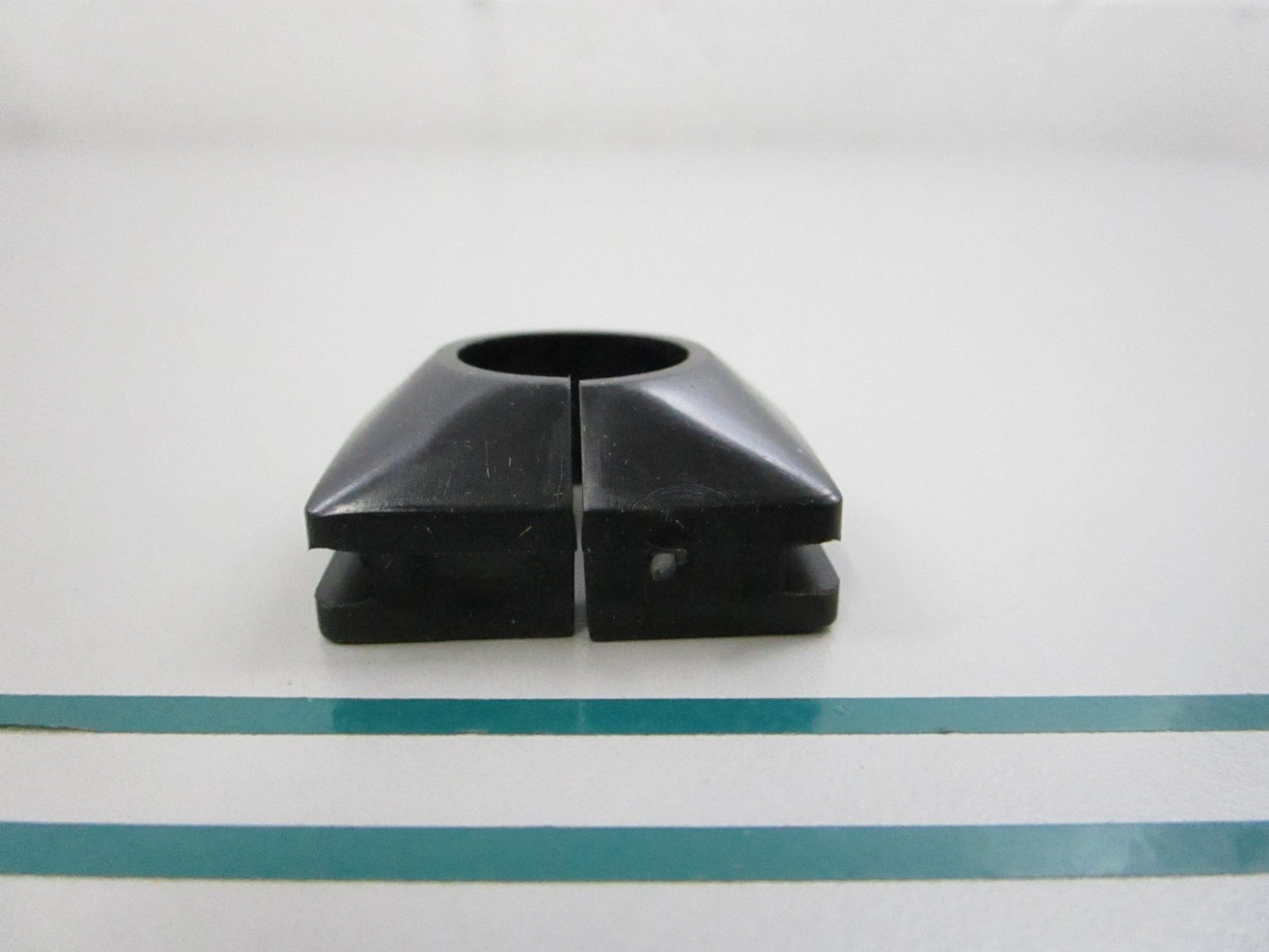 NEW OEM 25-17227 Mercury Quicksilver Grommet 0810
