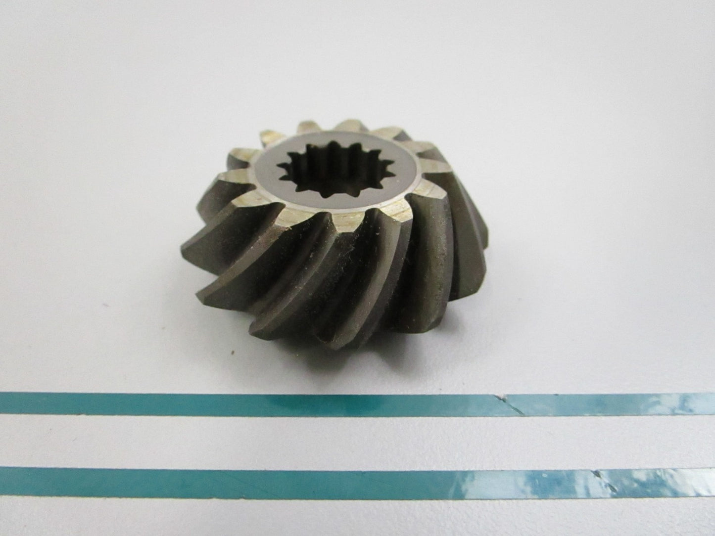 NEW OEM 43-55607 Mercury Quicksilver 13T Pinion 0810